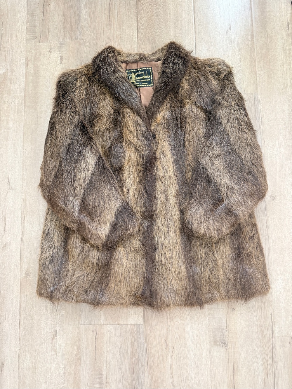 Vintage Pieles Pendola Uruguay Genuine Nutria Fur Coat Jacket Womens Brown M